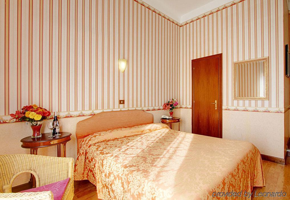 Aquarium Hotel Rom