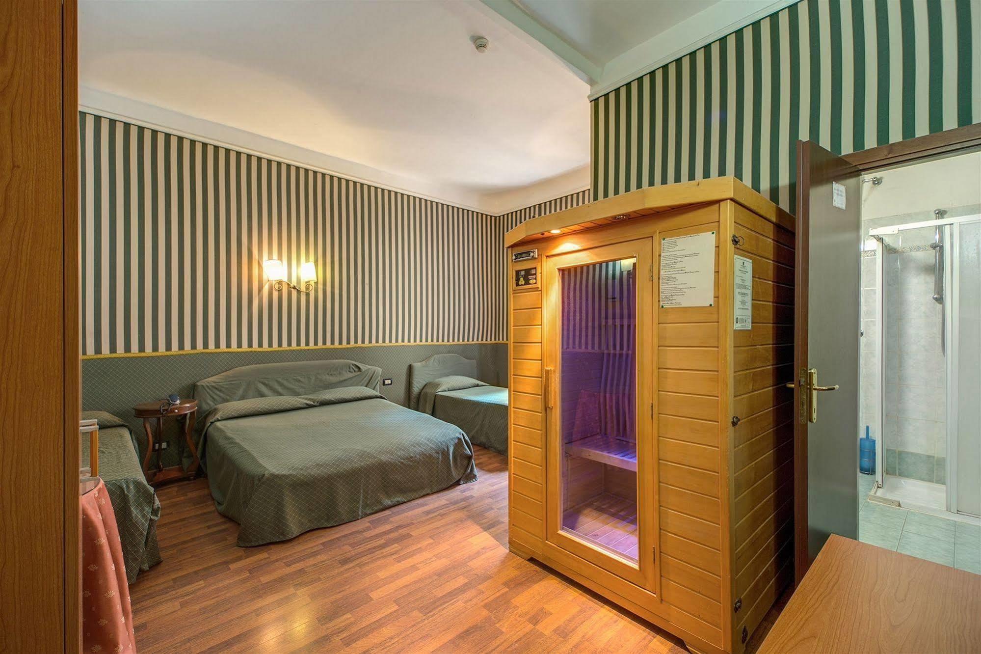 Aquarium Hotel Rom